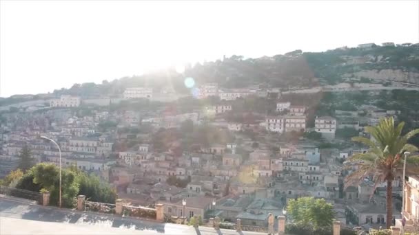 Modica Sicily Ιταλία Πόλη Βουνό Κτίρια Σπίτια Σπίτια Πυροβόλησε Από — Αρχείο Βίντεο