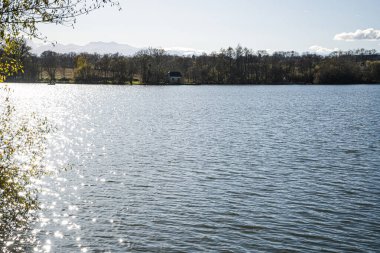 Fotoğraf du beau pay sage du lac de Gababs 13. bölüm