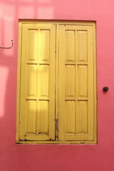 Porta Madeira Colorida Casa — Fotografia de Stock