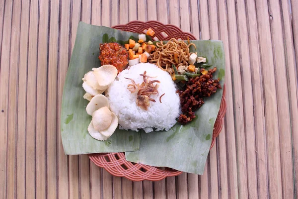 Sebzeli Pirinç Levha — Stok fotoğraf
