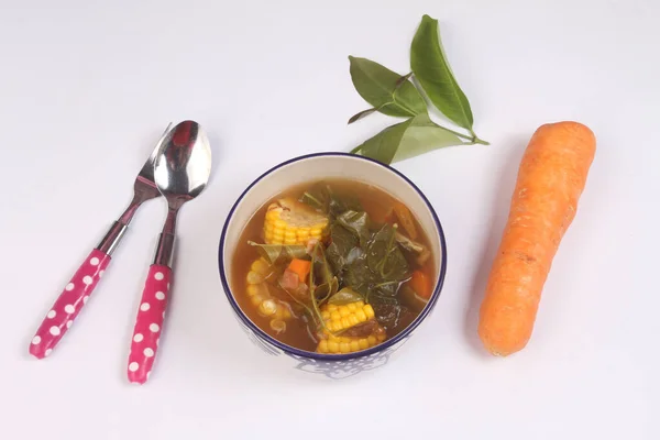 Sebzeli Otlu Sağlıklı Çorba — Stok fotoğraf
