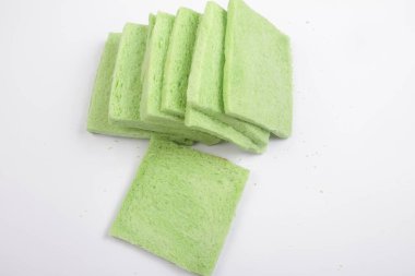 beyaz zemin üzerine ekmek