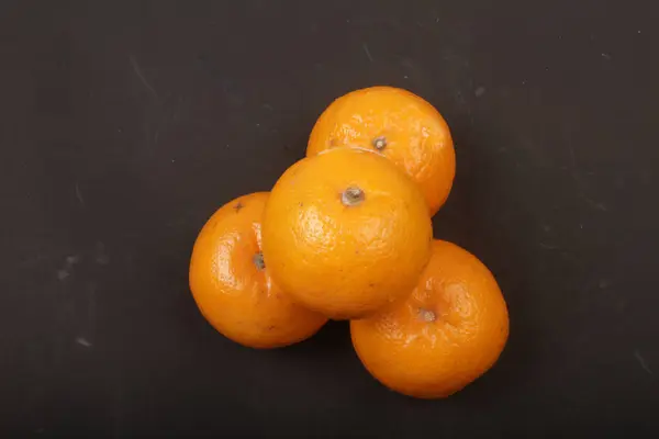 Апельсиновые Фрукты Белой Поверхности — стоковое фото