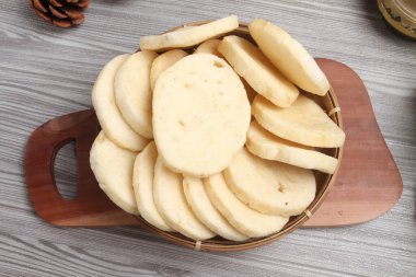 Kerupuk palembang Endonezya 'nın geleneksel krakeridir.