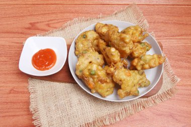 Bakwan, Java 'dan geleneksel yemektir.