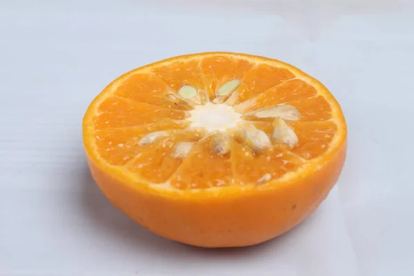 Plaster Pomarańczy Izolowany Białym Tle — Zdjęcie stockowe
