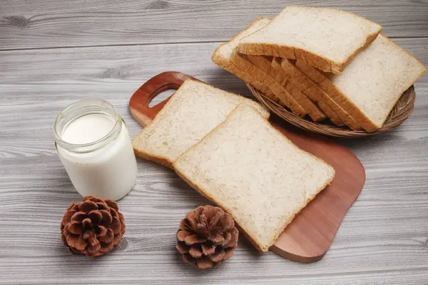 Хлеб Мука Молоко Молоко — стоковое фото