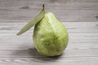 guava masadan izole edildi