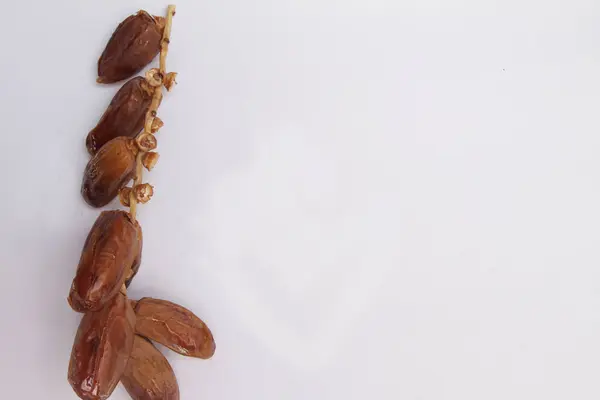Сушеные Плоды Пальмы Белом Фоне — стоковое фото