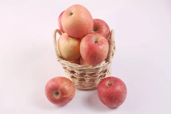 Red Apples Basket White Background — Stock Photo, Image