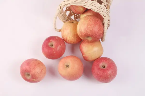 Red Apples Wicker Basket — Stock Photo, Image