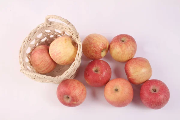 Apples Wicker Basket — Stock Photo, Image