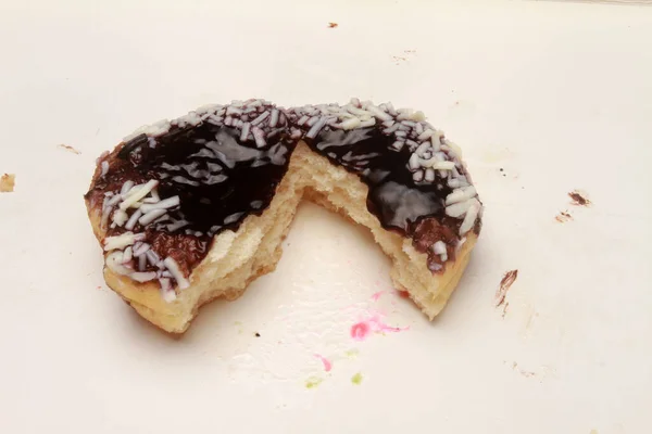Кусочек Шоколадного Пончика — стоковое фото
