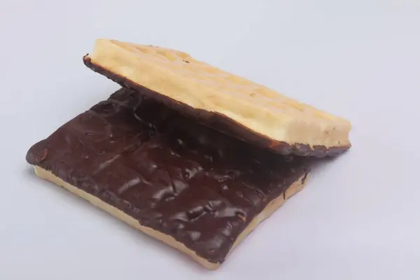 Närbild Chokladkaka Vit Yta Med Vit Bakgrund — Stockfoto