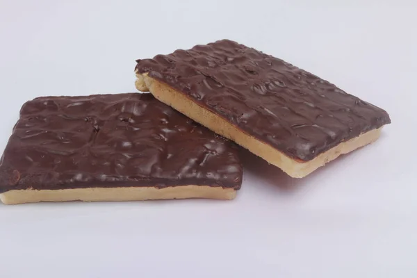 Schokolade Und Kekse Isoliert Auf Weißem Hintergrund — Stockfoto
