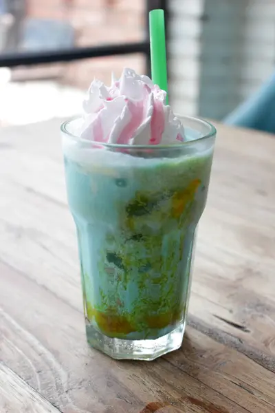 Зелене Чайне Морозиво — стокове фото