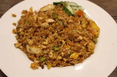 Sebzeli ve otlu pilav.