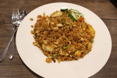 Tayland yemeği kızarmış şehriye.