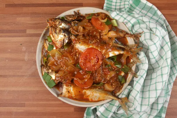 Piatto Pesce Piccante Con Salsa Pomodoro Cibo Asiatico — Foto Stock