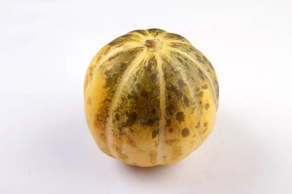 Cantaloupe Diisolasi Pada Latar Belakang Putih — Stok Foto