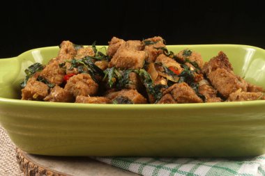 Tabakta mide bongkrek, Asya yemekleri..