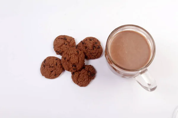 Kekse Und Ein Glas Schokoladenmilch — Stockfoto
