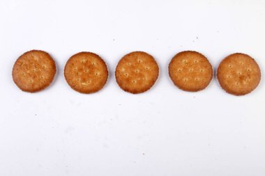 beyaz zemin üzerine bisküvi