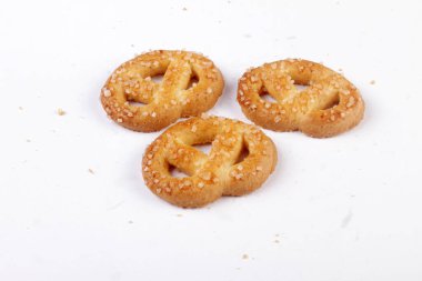 beyaz zemin üzerine bisküvi