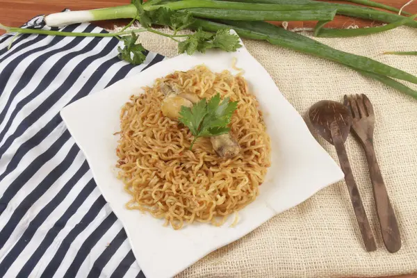 Plate Fried Noodles — Stock Photo, Image