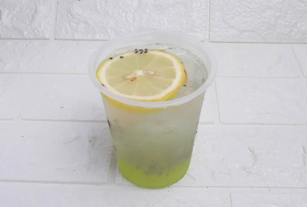 Buzlu Limon Buzlu Çay — Stok fotoğraf