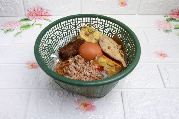 Nasi Berkat Masakan Tradisional Indonesia — Stok Foto