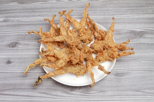 Plate Crispy Fried Frog Meat Table — Stock Photo, Image