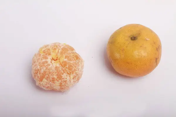 Свіжі Стиглі Смачні Апельсинові Фрукти Білому Тлі — стокове фото