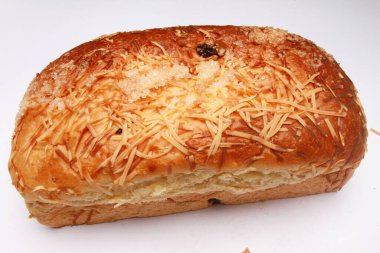 Peynirli ve susamlı taze ekmek.