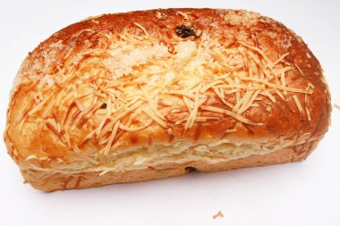 Kuru üzüm ve susamlı ekmek.