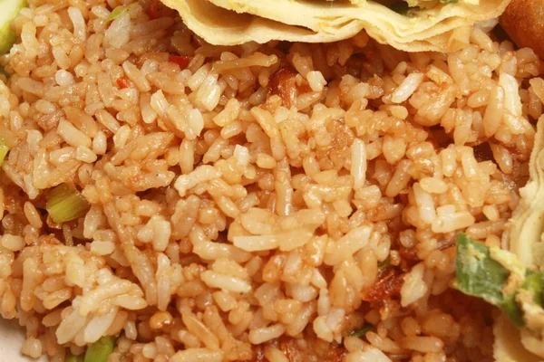 Ein Teller Gebratener Reis Asiatisches Essen — Stockfoto
