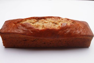 Beyaz arka planda bir dilim kek. yüksek kaliteli fotoğraf