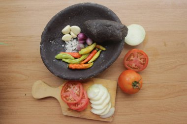 Geleneksel malzemeler masada