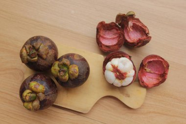 Mangosteen ahşap tablo