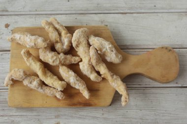 Köpek Boşluğu, Endonezya 'nın Kurban Bayramı atıştırmalıkları.