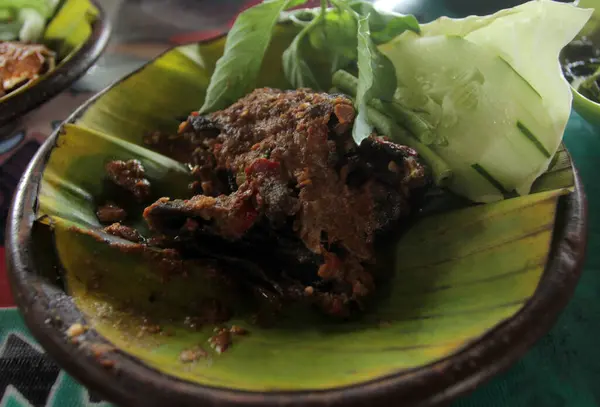 Tabakta Sambal Belut Asya Yemeği — Stok fotoğraf