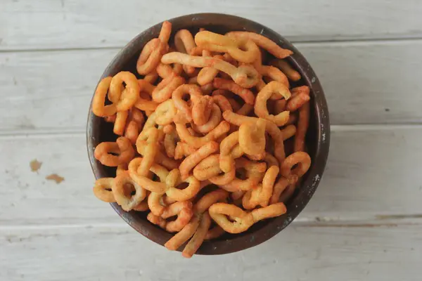 Lanting, geleneksel Endonezya atıştırmalığı