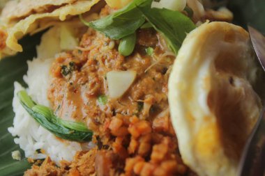 Bir tabak nasi pecel, Endonezya mutfağı, Asya yemekleri.