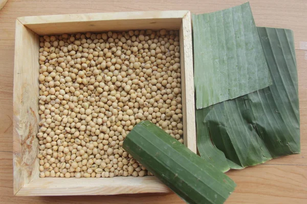 Yapraklı yeşil fasulye