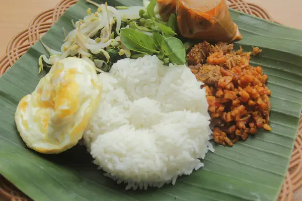 Sepiring Nasi Pecel Masakan Indonesia Makanan Asia — Stok Foto