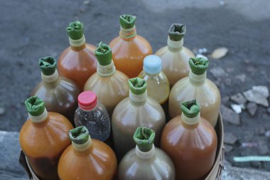 Jamu, Endonezya 'da geleneksel bitki içeceğidir.