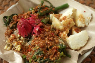 Asian food : a plate of pecel clipart