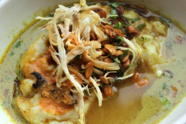 Bir kase tavuk lapası.