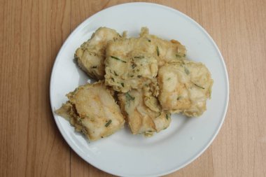 bir tabak Kızarmış tofu