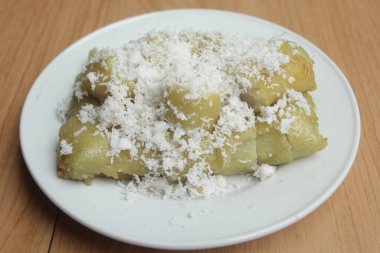 Lopis, yapışkan pirinç keki, Endonezya atıştırmalığı